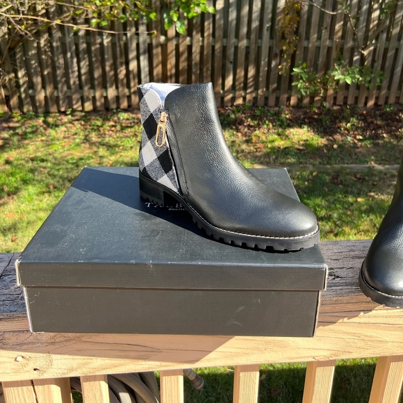 NWT Talbots Gorgeous Black Leather Fabric Check Heel Zip Trish Ankle Boots - Picture 1 of 6
